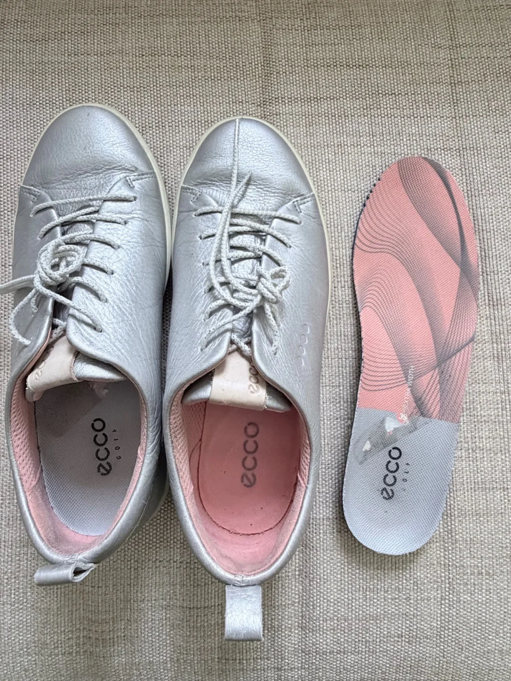 ECCO Golf Tray HYDROMAX Spikeless Golf Shoes Silver Leather Extra Width size 8